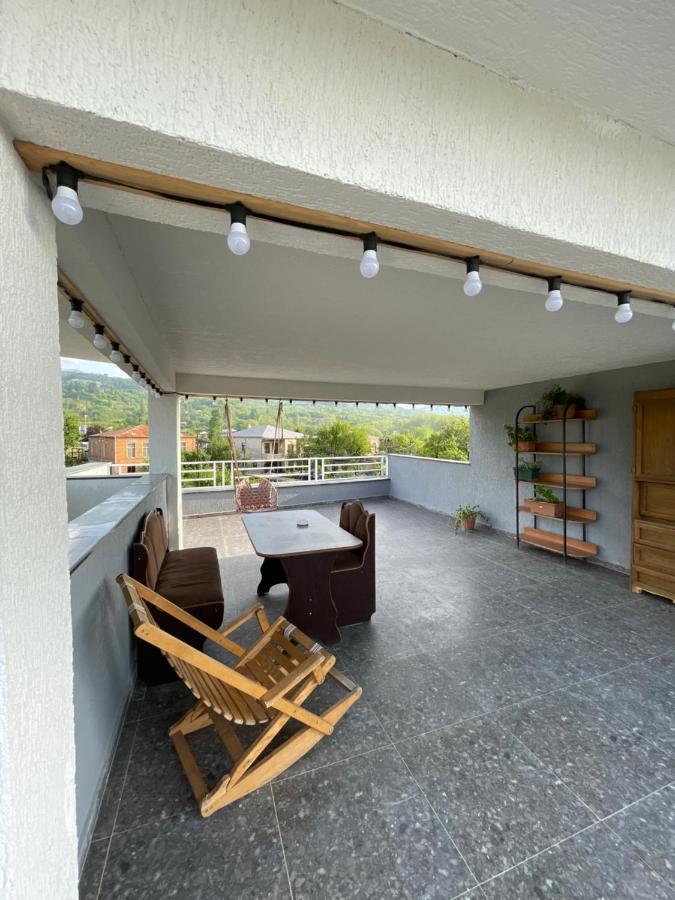 Bed and Breakfast Zaali'S Wine Cellar Vani Exterior foto